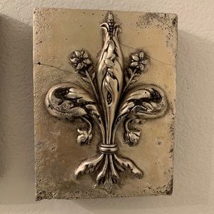 Sid Dickens retired tile Heraldly